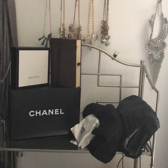 Meet your Posher, Kelsey - Picture 3 of 8